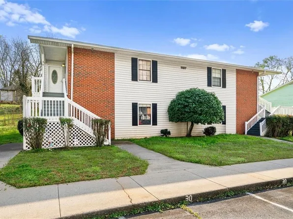 1107 Brookwood Ln APT 29, Dalton, GA 30720