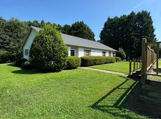 104 Peninsula Place Ln, Mooresville, NC 28117