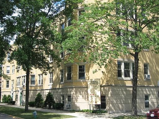 1st image of 522 W Harrison St #1