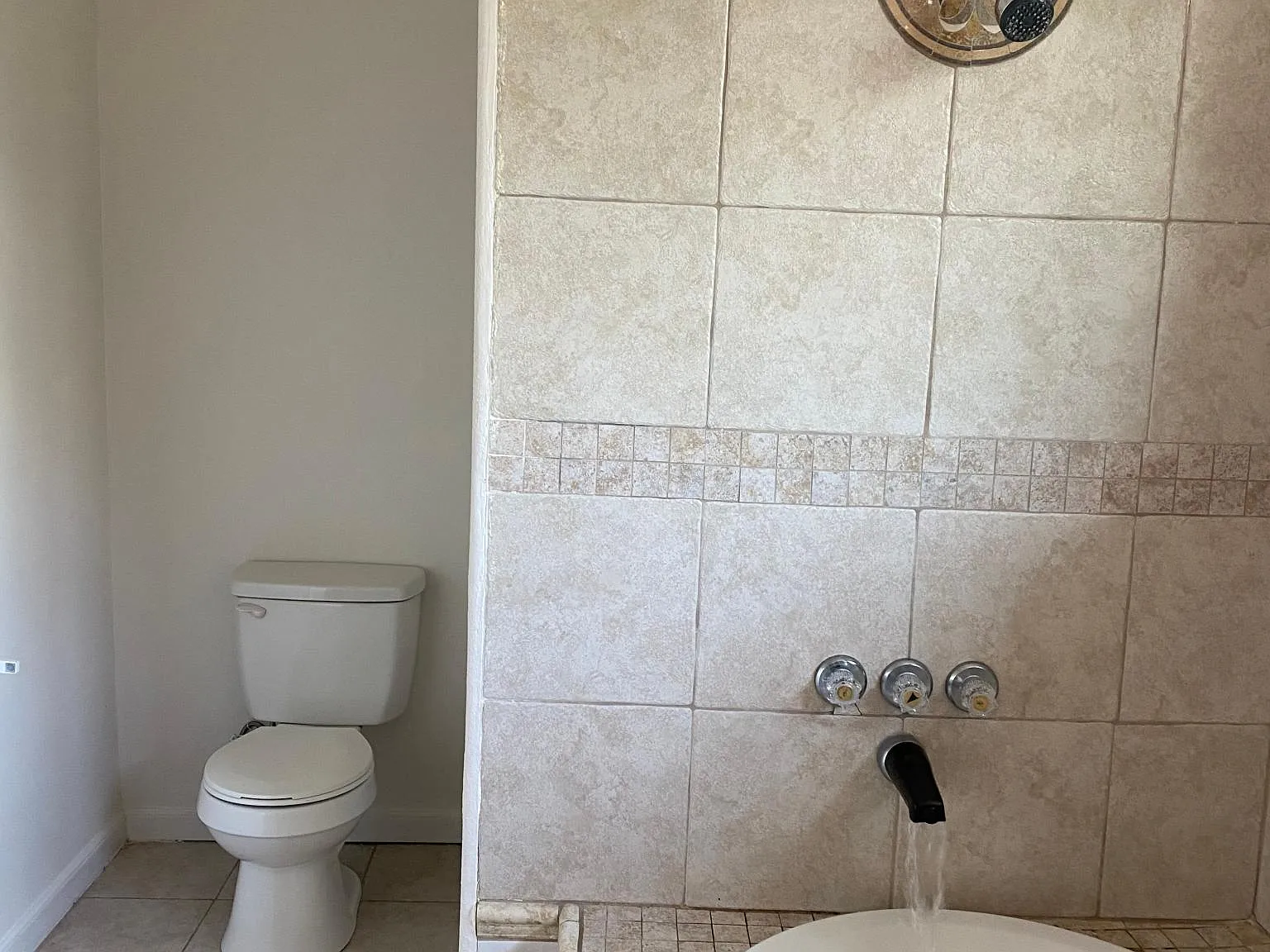 2867 Sinclair Ave — Photo 4