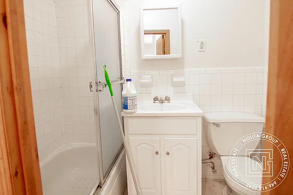 Rented by Nolita Group | media 12