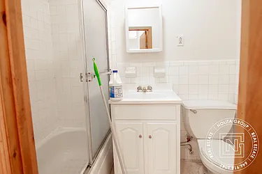 Rented by Nolita Group