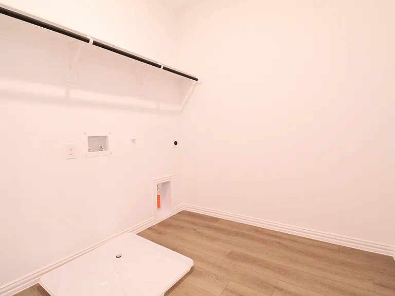 1221 Doris May Dr — Photo 11