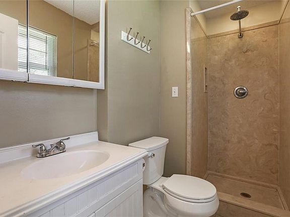 4th image of 3699 Brookwood Dr
