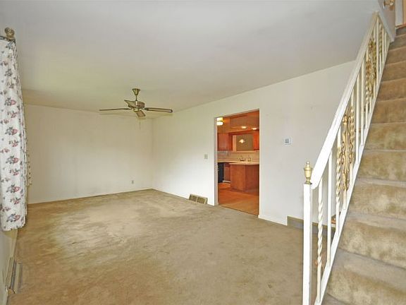 3rd image of 51671 Helmen Ave
