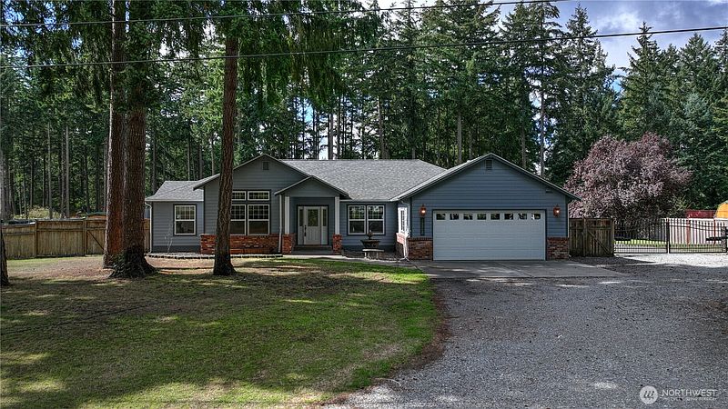 2nd image of 24512 64th Avenue E
