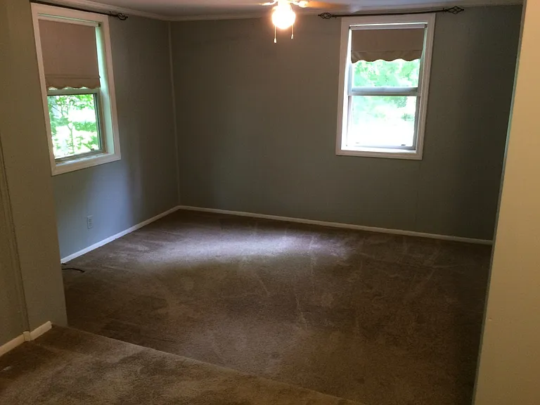718 Three Oaks Rd — Photo 12