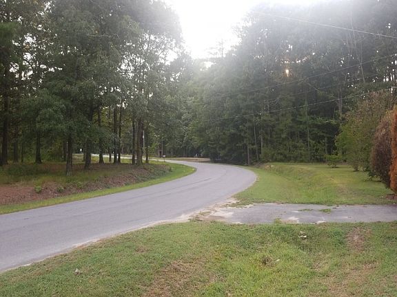 4th image of 334 Reagan Dr