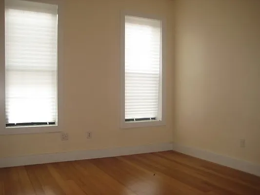 Rented by Nooklyn NYC LLC | media 25