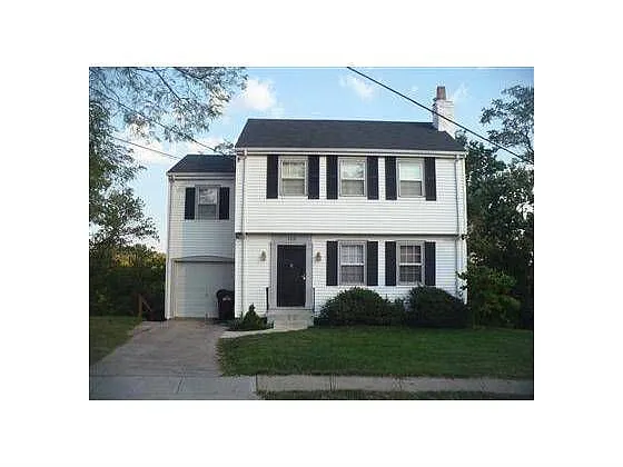 186 Sherman Ave photo 1