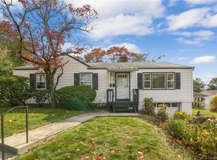 1 Hilldale Pl, White Plains, NY 10604