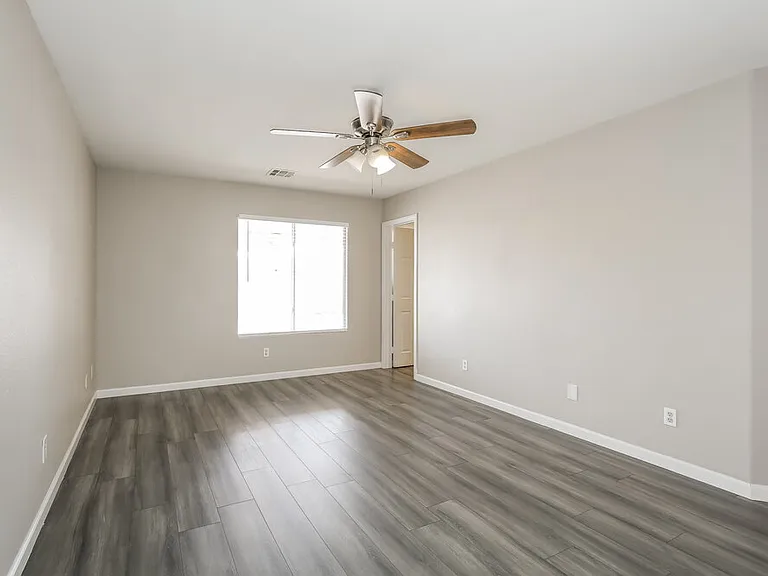 7833 Lovely Pine Pl — Photo 9