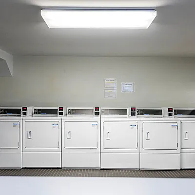 Rented by Nooklyn NYC LLC | media 9