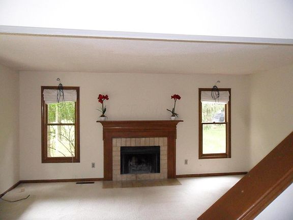 2nd image of 5314 Shannon Park Dr