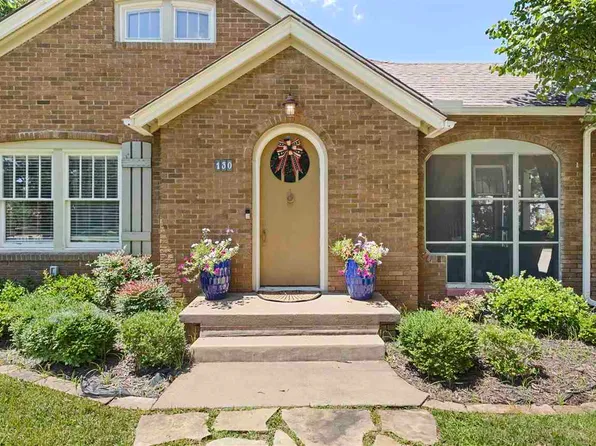 130 Whitworth Ave, Ponca City, OK 74601
