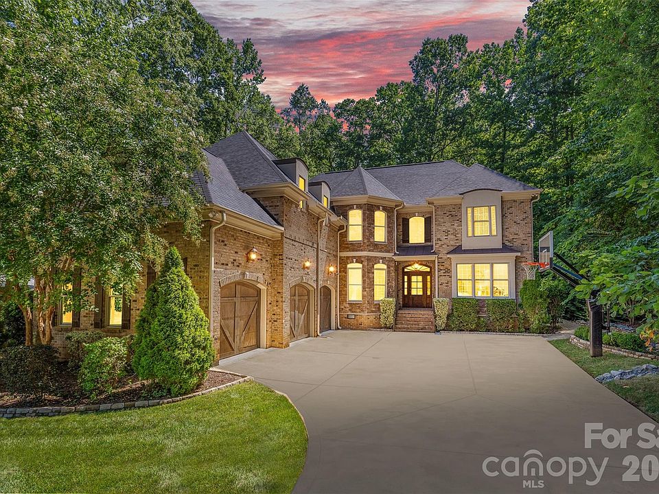 1st image of 3030 Ashford Glen Dr