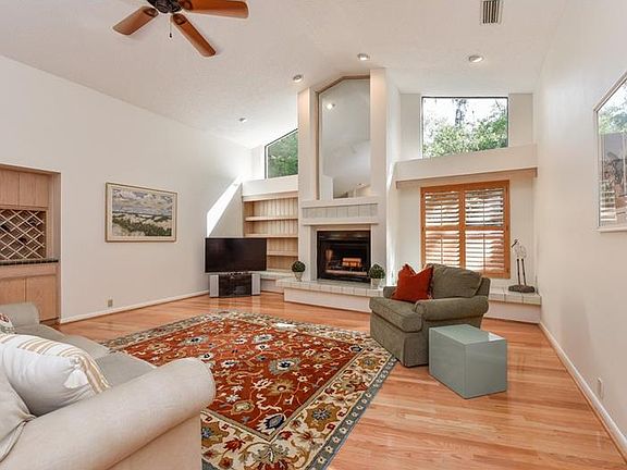3rd image of 5020 Coco Plum Way