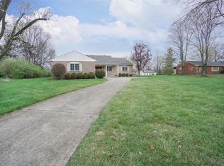 4148 Creek Rd, Cincinnati, OH 45241