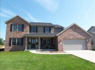 3008 Sable Oaks Rd, Bloomington, IL 61704