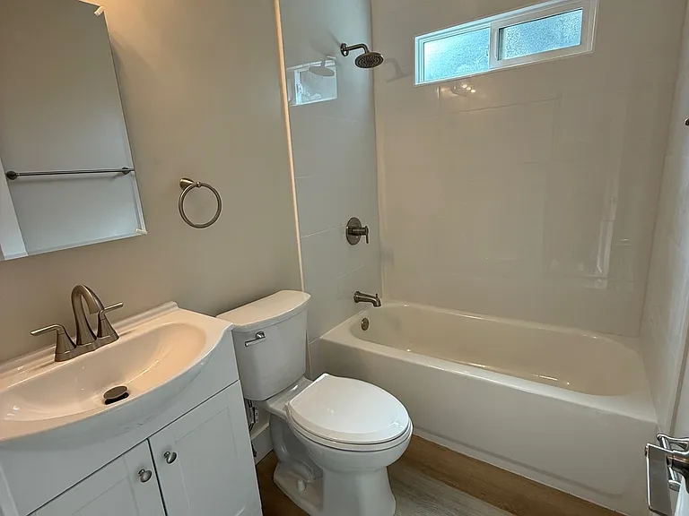 4504 N Banner Dr #4 — Photo 5