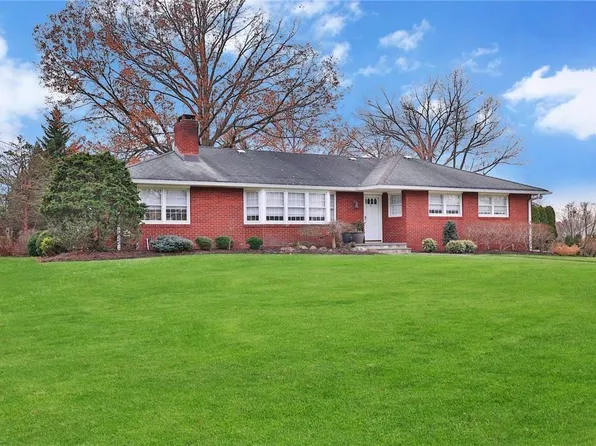 11 Colony Drive, Blauvelt, NY 10913