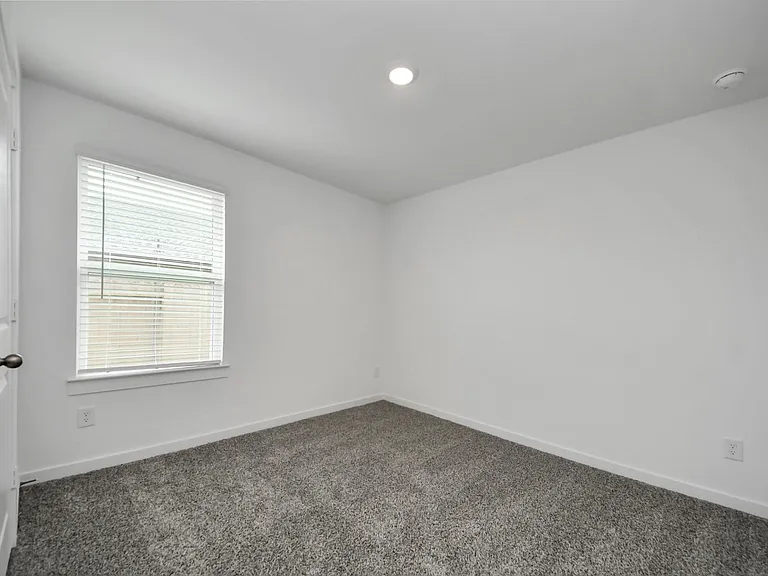 9106 Serene Haven Dr — Photo 32
