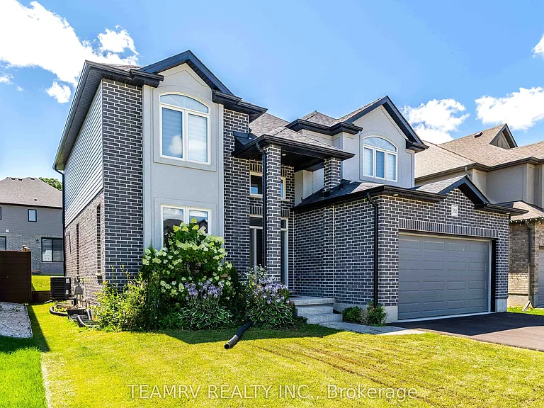 382 Masters Dr — Photo 4