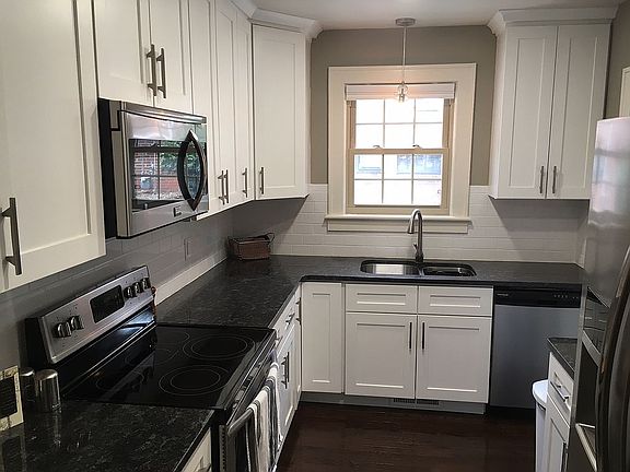 Custom kitchen & Granite