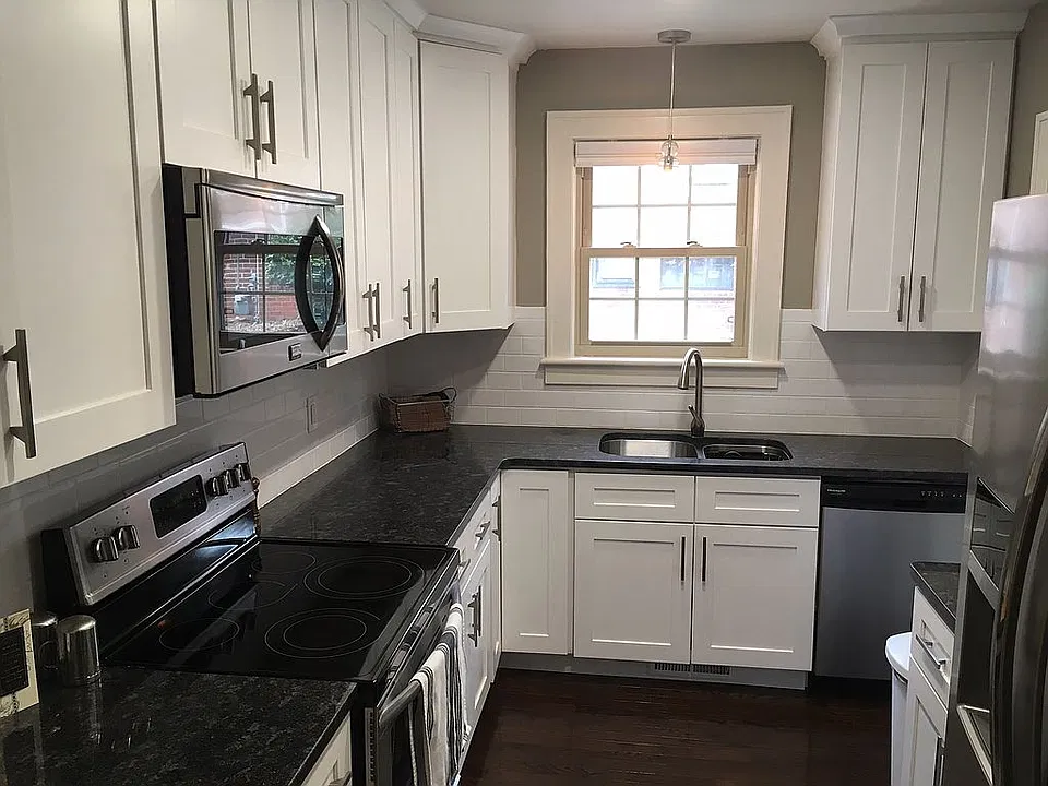 Custom kitchen & Granite