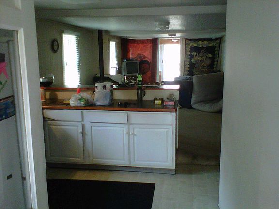 4th image of 562 Gilpin St