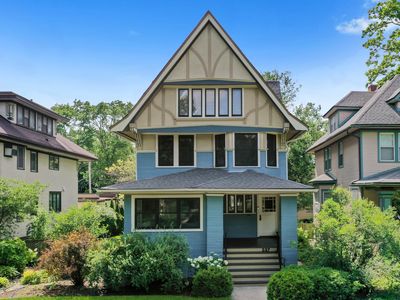 237 S Elmwood Ave, Oak Park, IL, 60302