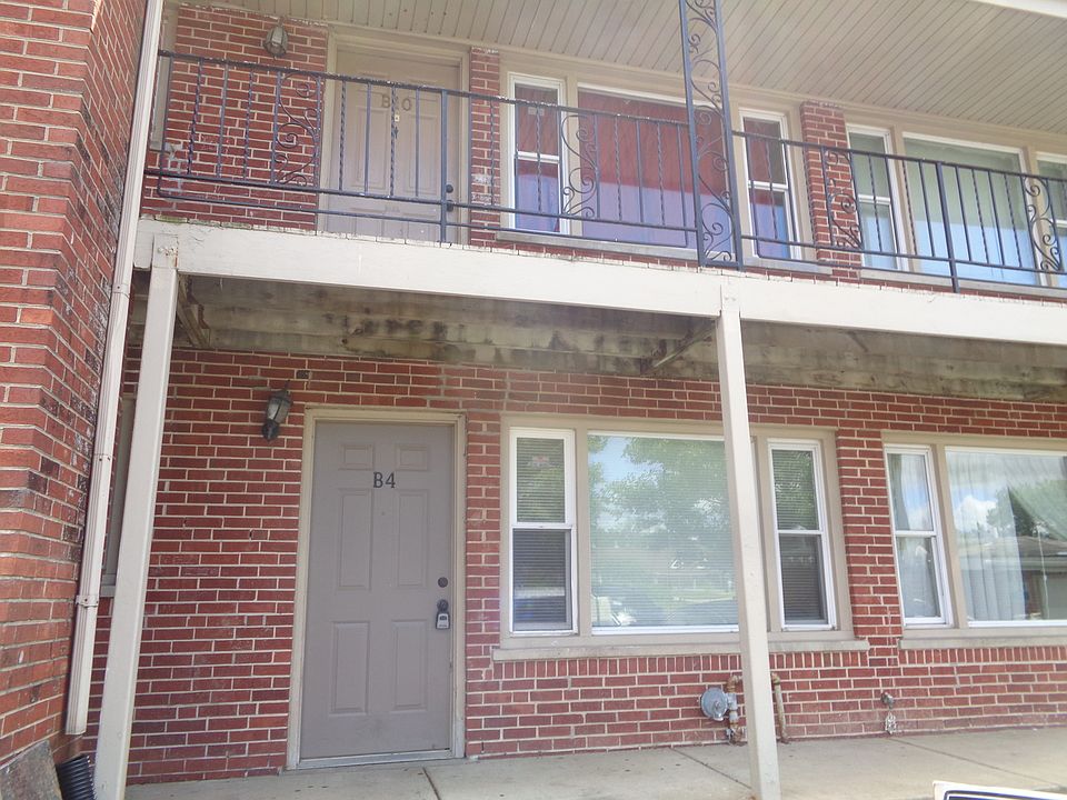 1st image of 1340 N Main St #D11