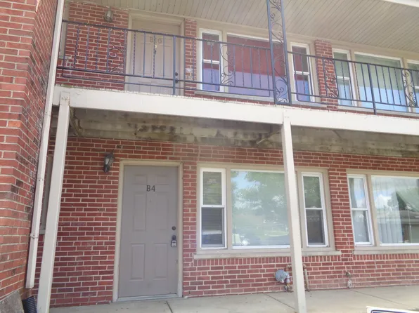 1340 N Main St, Wheaton, IL