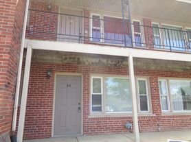 1340 N Main St