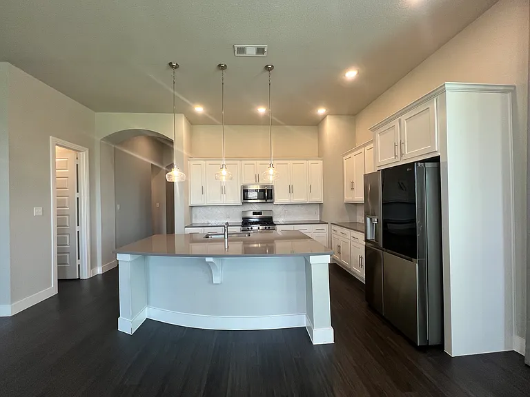 1553 Sugarberry Dr — Photo 8