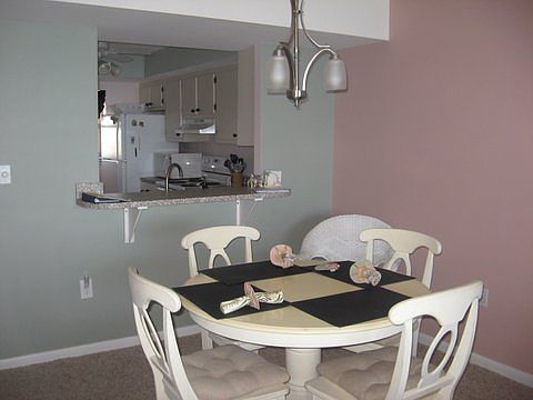DR with Kitchen pass through