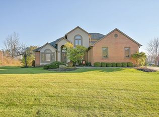 6112 Africa Rd, Galena, OH 43021