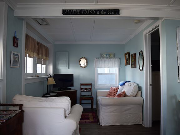 4th image of 322 Berkeley Ave #U-3