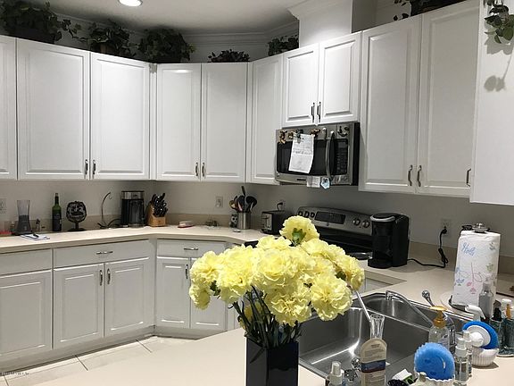 4th image of 13854 Silkvine Ln