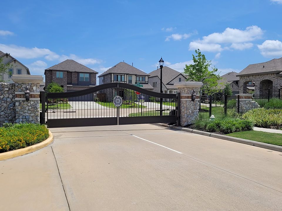 1st image of 12358 Upper Mar Dr
