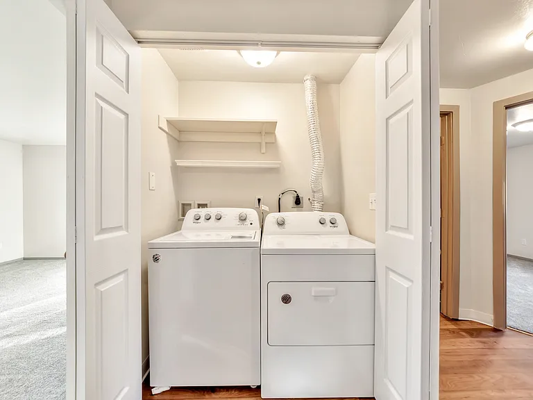 Full size washer and Dryer In-Unit