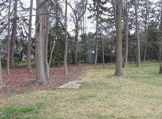 88 Manchester Ct, Red Bank, NJ 07701