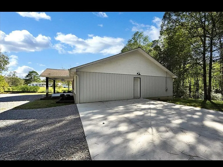 641 County Road 1216 — Photo 6