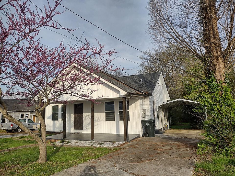 1st image of 208 Guyler St
