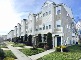 32 Swan Ct, Delanco, NJ 08075