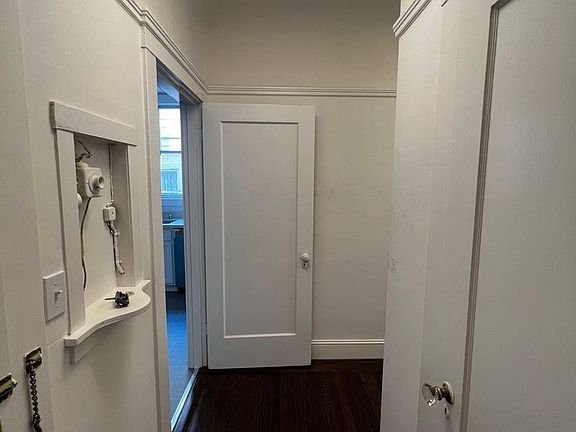 3rd image of 121 Dolores St APT 4