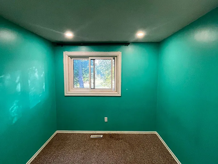 22 Pearson St #10 — Photo 11