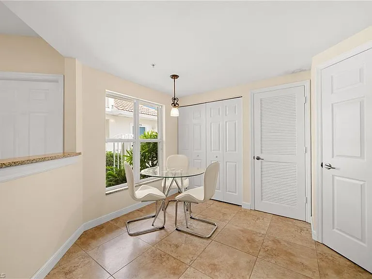 5045 Cedar Springs Dr #103 — Photo 10