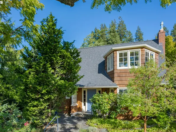 1669 Fairmount Blvd, Eugene, OR 97403