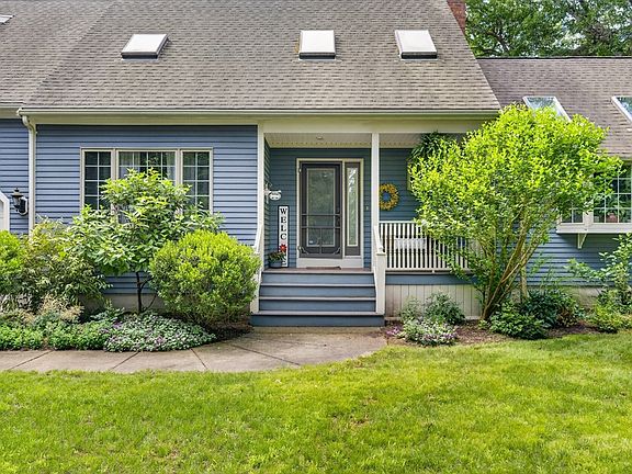 2nd image of 42 Medeiros Ln